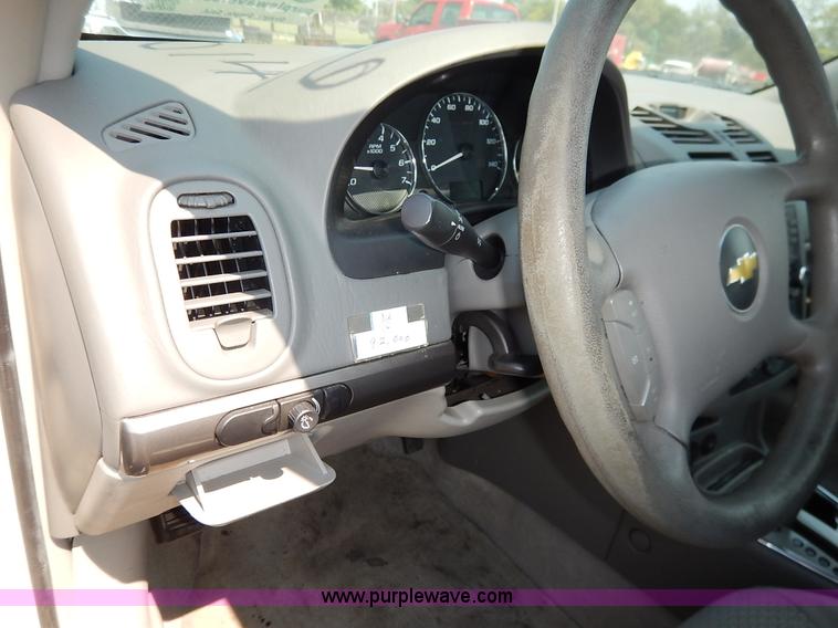 image for item J8173 2007 Chevrolet Malibu LS