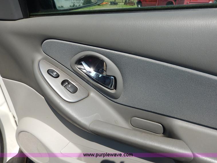 image for item J8173 2007 Chevrolet Malibu LS