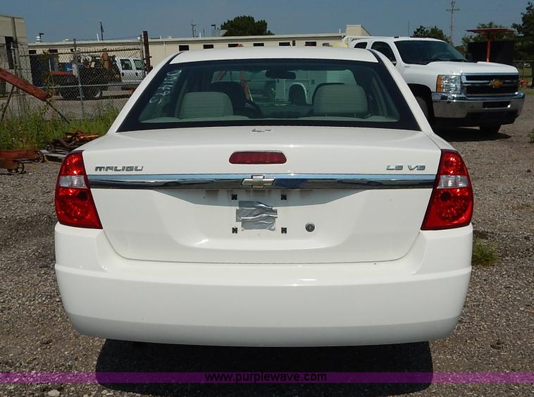 image for item J8174 2007 Chevrolet Malibu LS