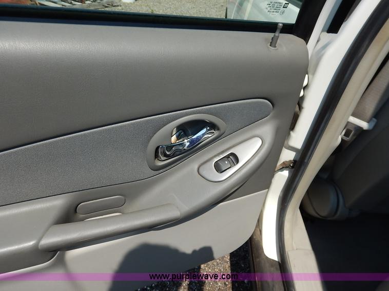 image for item J8174 2007 Chevrolet Malibu LS