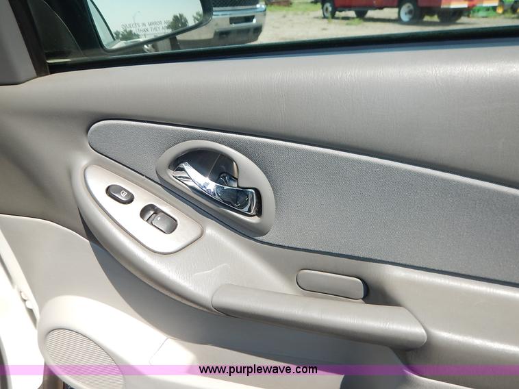 image for item J8174 2007 Chevrolet Malibu LS