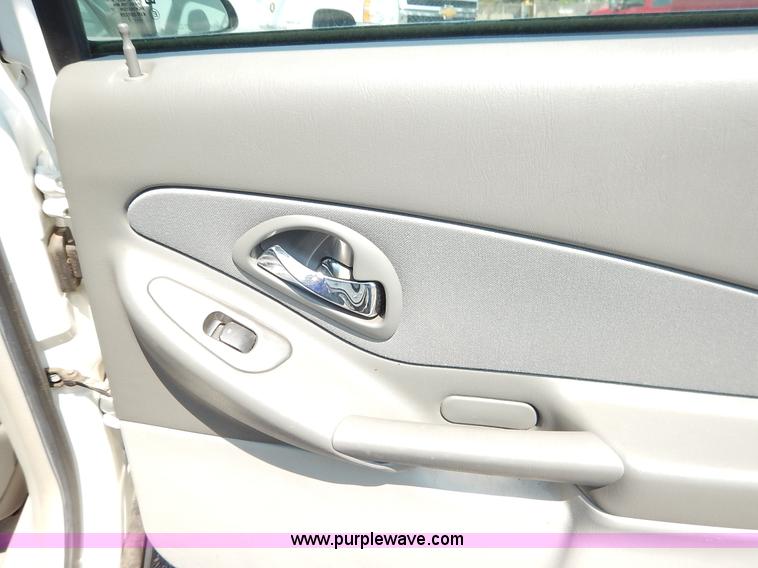 image for item J8174 2007 Chevrolet Malibu LS