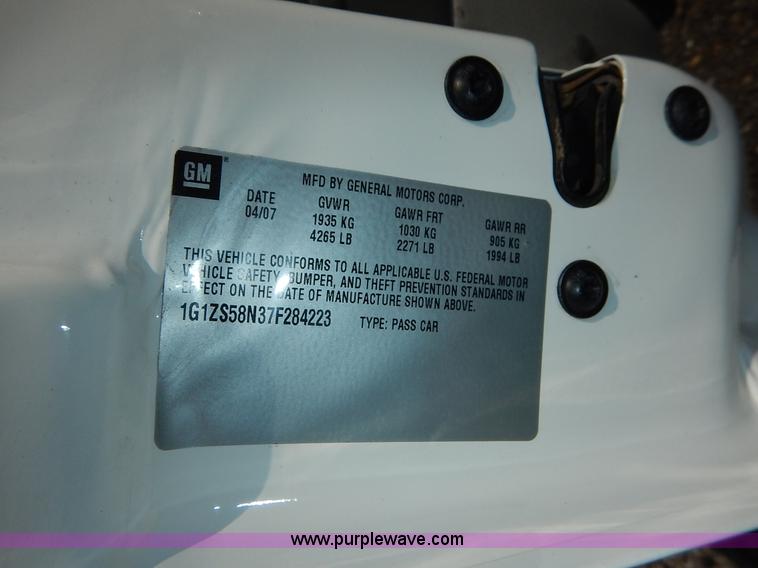 image for item J8174 2007 Chevrolet Malibu LS