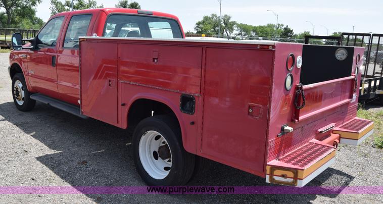 image for item K8504 2004 Ford F550 Super Duty XL Crew Cab utility truck