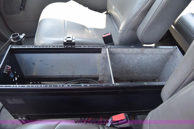 image for item K8504 2004 Ford F550 Super Duty XL Crew Cab utility truck