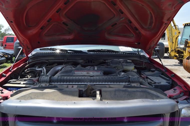 image for item K8504 2004 Ford F550 Super Duty XL Crew Cab utility truck