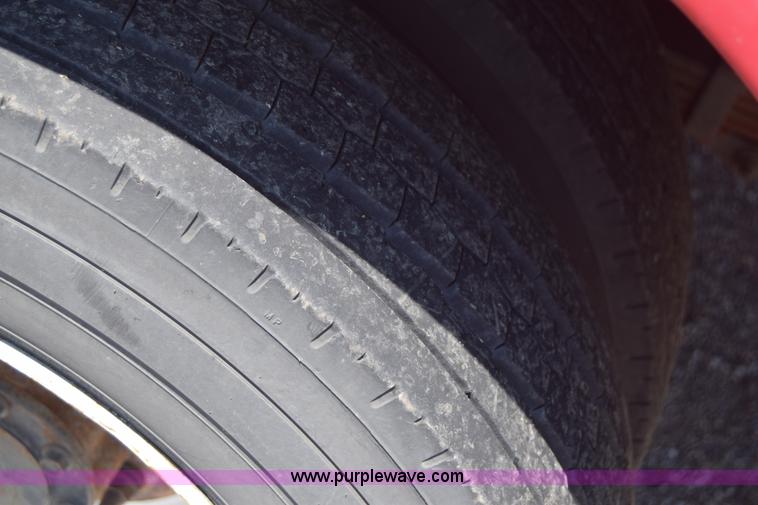 image for item K8504 2004 Ford F550 Super Duty XL Crew Cab utility truck