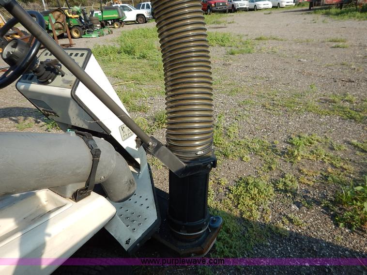 image for item L6250 2000 Tennant ATLV ride-on sweeper