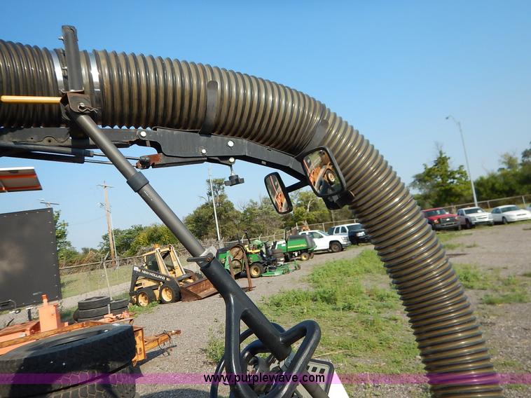 image for item L6250 2000 Tennant ATLV ride-on sweeper