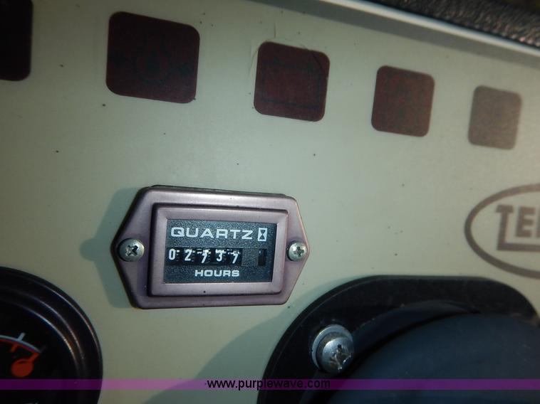 image for item L6250 2000 Tennant ATLV ride-on sweeper