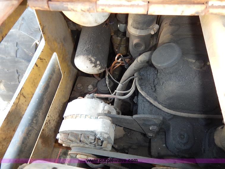 image for item L6252 New Holland L555 skid steer