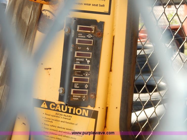 image for item L6252 New Holland L555 skid steer