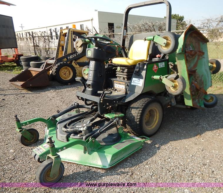 image for item L6253 John Deere 1600 Turbo II ZTR lawn mower