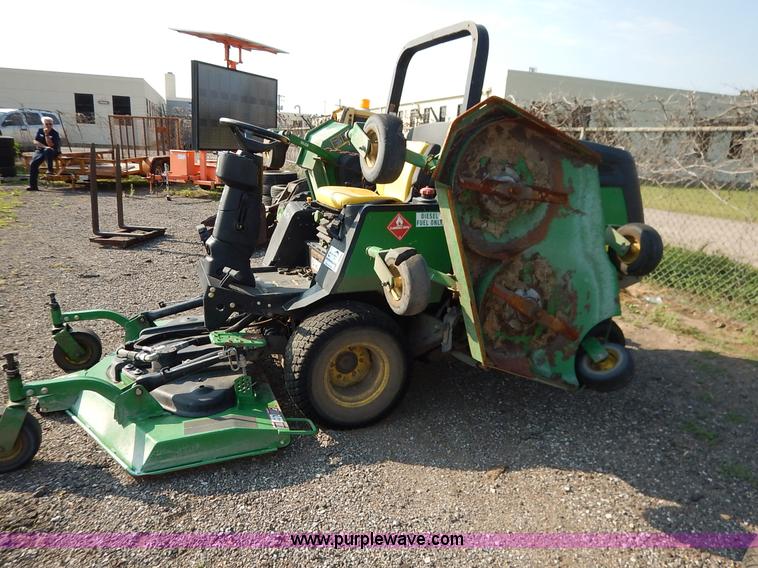 image for item L6253 John Deere 1600 Turbo II ZTR lawn mower