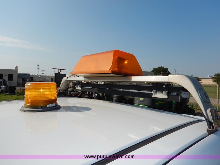 image for item L6255 2007 Chevrolet Colorado Ext. Cab pickup truck