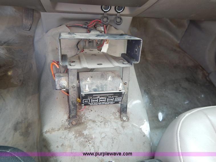 image for item L6255 2007 Chevrolet Colorado Ext. Cab pickup truck