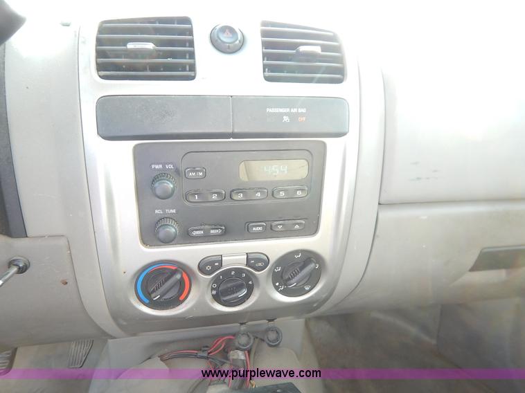 image for item L6255 2007 Chevrolet Colorado Ext. Cab pickup truck