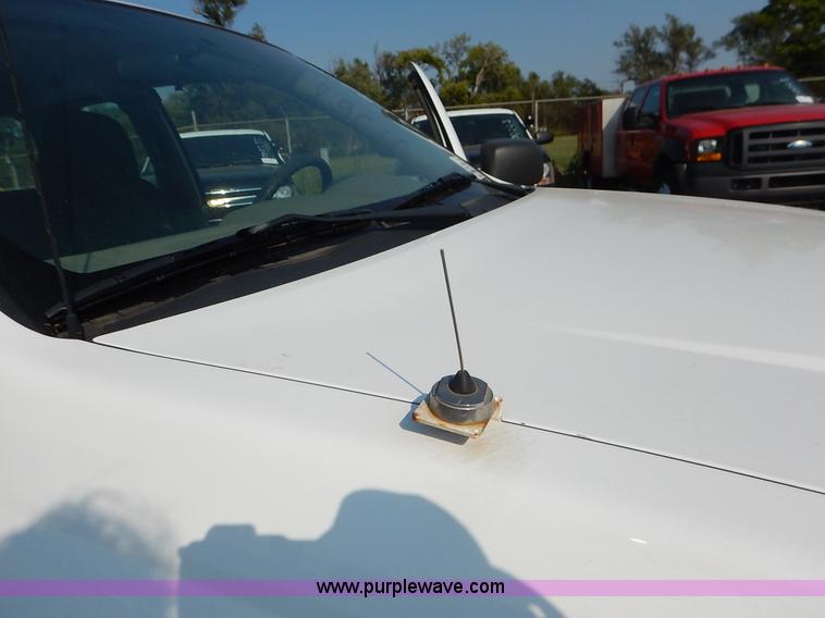 image for item L6255 2007 Chevrolet Colorado Ext. Cab pickup truck