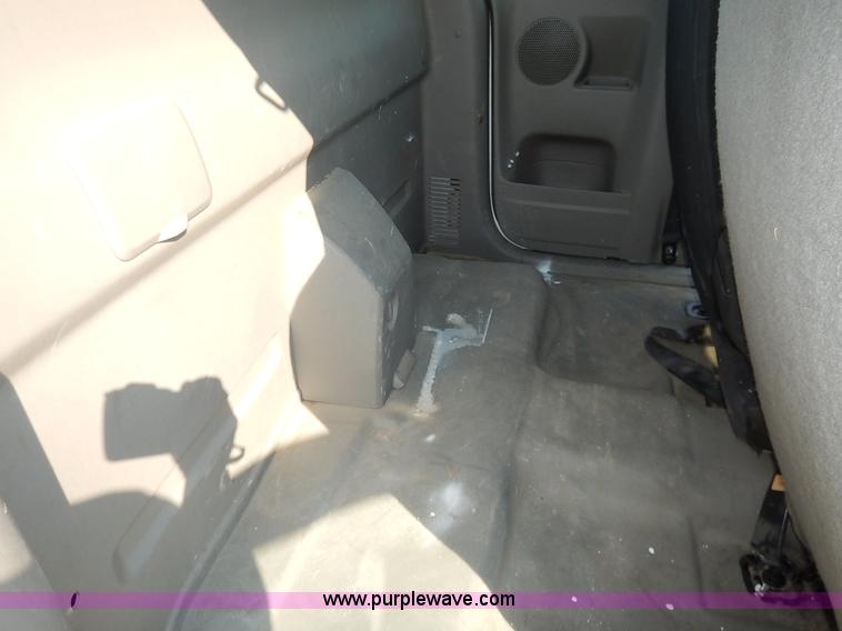 image for item L6255 2007 Chevrolet Colorado Ext. Cab pickup truck