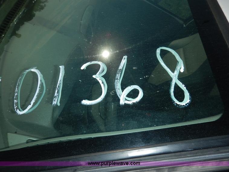 image for item L6255 2007 Chevrolet Colorado Ext. Cab pickup truck