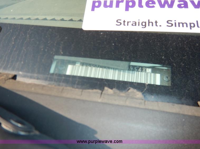 image for item L6255 2007 Chevrolet Colorado Ext. Cab pickup truck