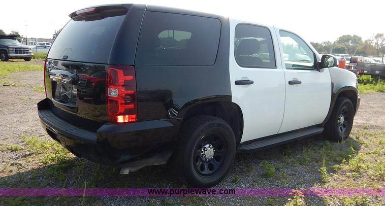 image for item L6257 2010 Chevrolet Tahoe LS SUV