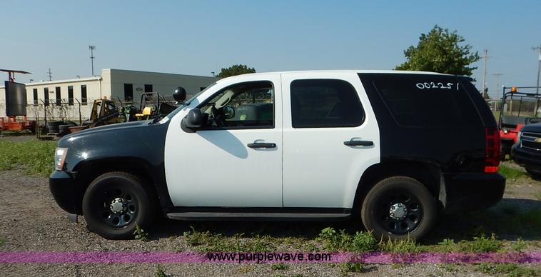 image for item L6257 2010 Chevrolet Tahoe LS SUV