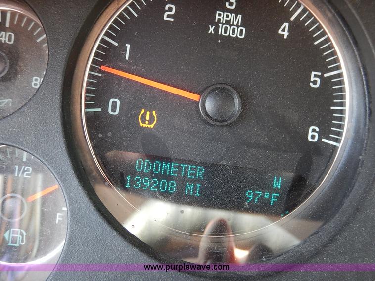 image for item L6257 2010 Chevrolet Tahoe LS SUV