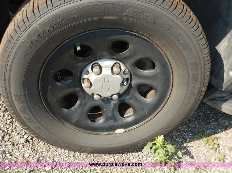 image for item L6257 2010 Chevrolet Tahoe LS SUV