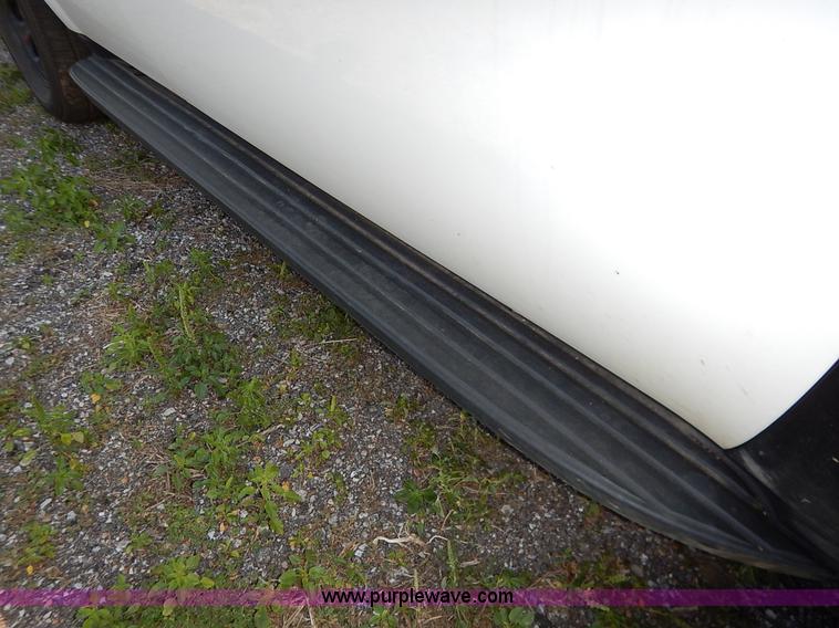 image for item L6257 2010 Chevrolet Tahoe LS SUV