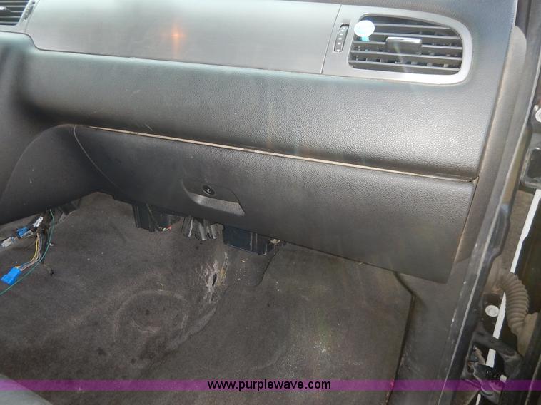 image for item L6257 2010 Chevrolet Tahoe LS SUV