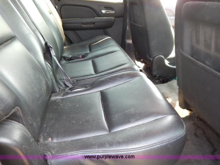 image for item L6257 2010 Chevrolet Tahoe LS SUV