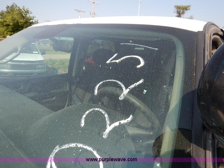 image for item L6257 2010 Chevrolet Tahoe LS SUV