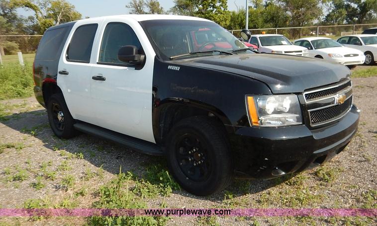 image for item L6258 2010 Chevrolet Tahoe LS SUV