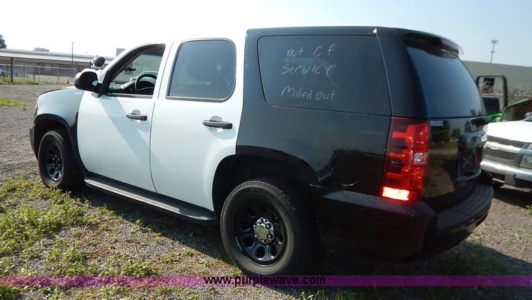 image for item L6258 2010 Chevrolet Tahoe LS SUV