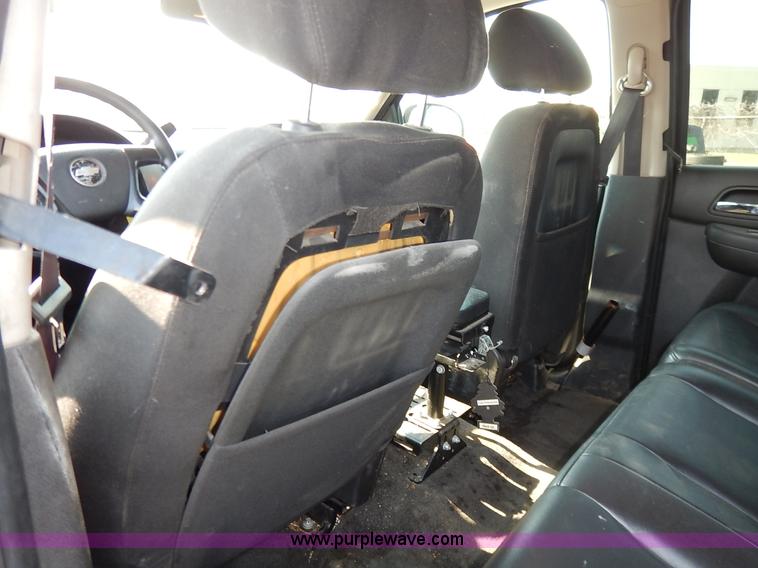 image for item L6258 2010 Chevrolet Tahoe LS SUV