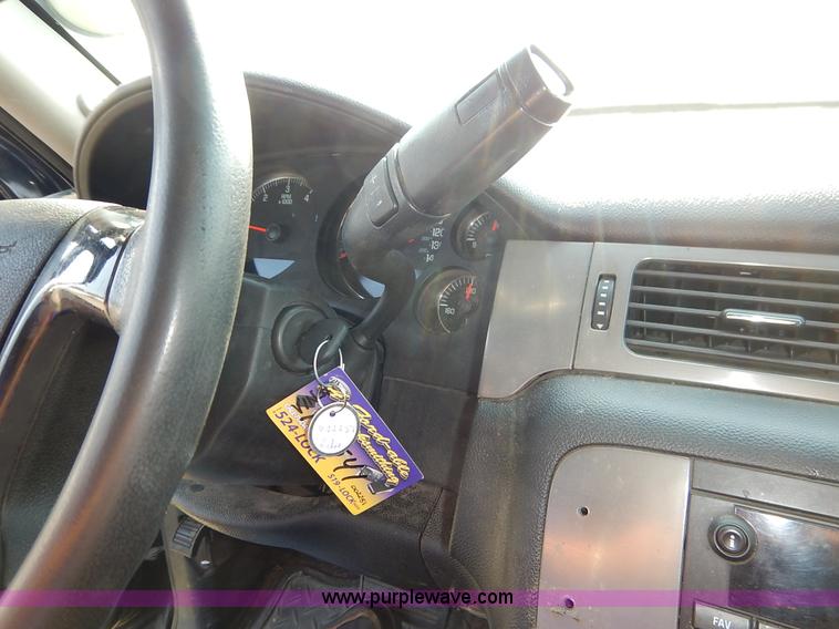 image for item L6258 2010 Chevrolet Tahoe LS SUV