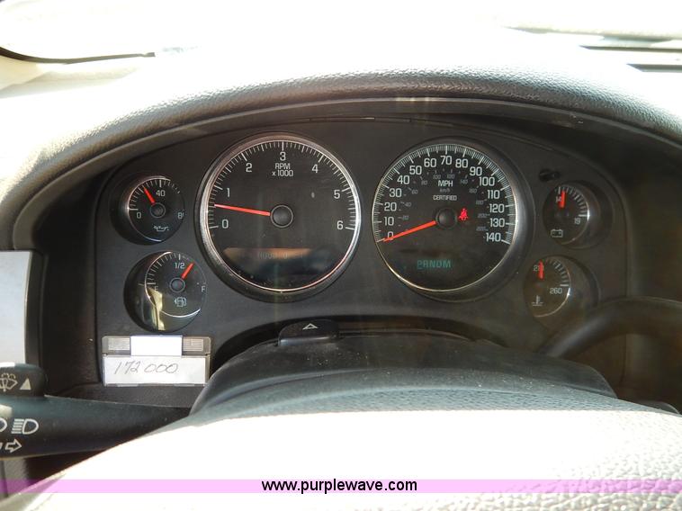 image for item L6258 2010 Chevrolet Tahoe LS SUV