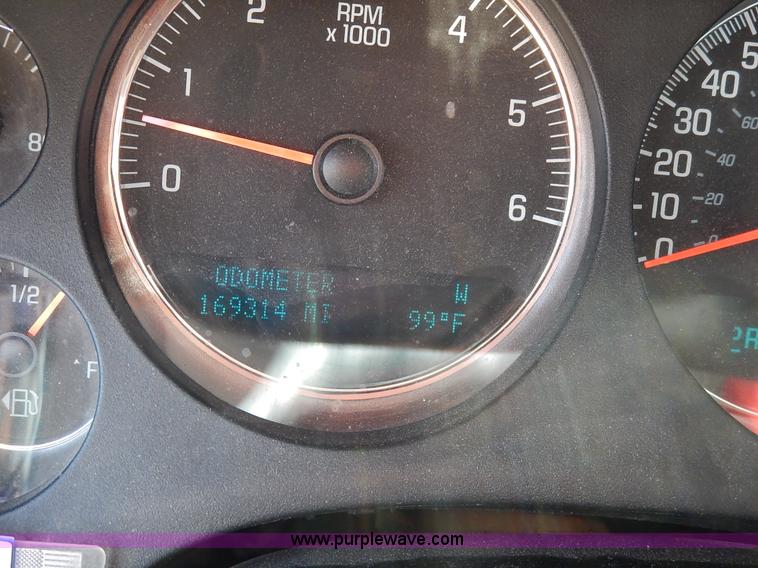 image for item L6258 2010 Chevrolet Tahoe LS SUV