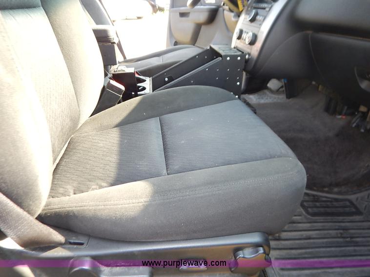 image for item L6258 2010 Chevrolet Tahoe LS SUV