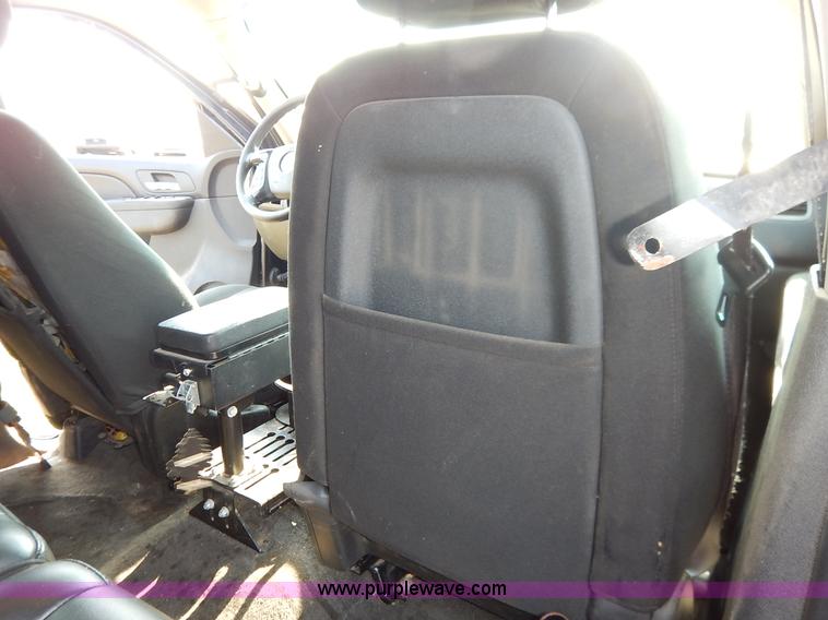 image for item L6258 2010 Chevrolet Tahoe LS SUV