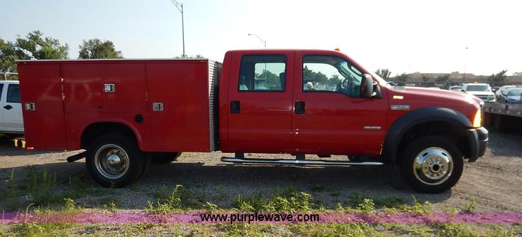 image for item L6259 2007 Ford F550 Super Duty XL Crew Cab utility truck