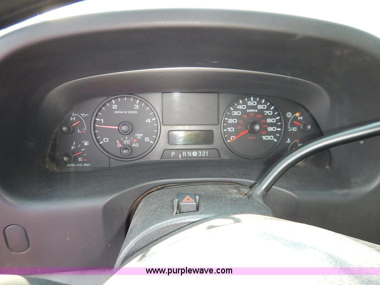 image for item L6259 2007 Ford F550 Super Duty XL Crew Cab utility truck