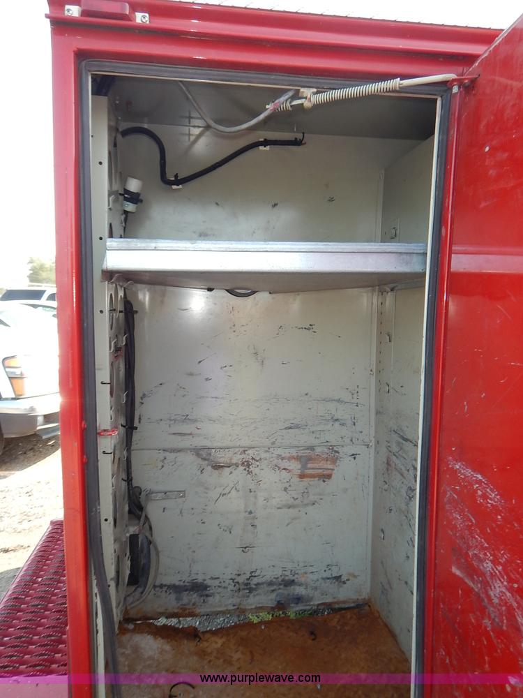 image for item L6259 2007 Ford F550 Super Duty XL Crew Cab utility truck