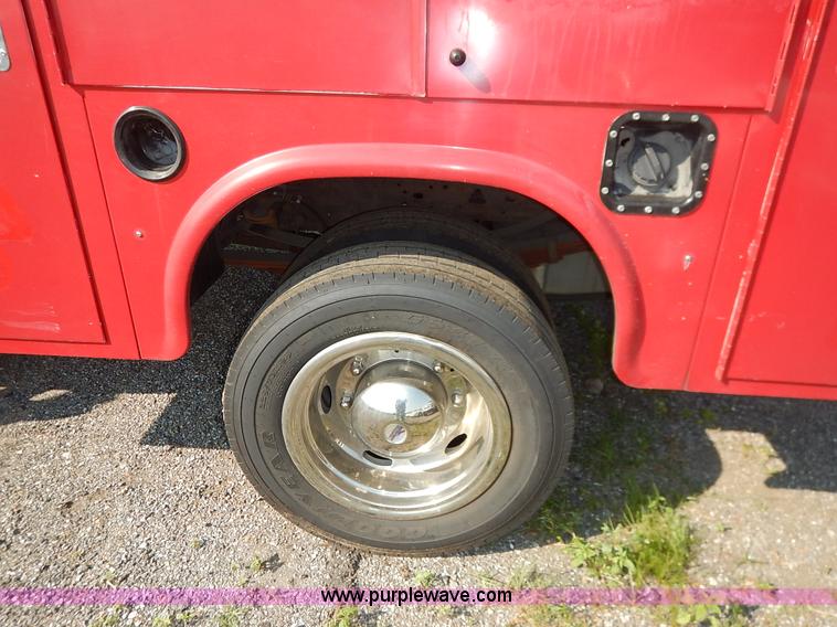 image for item L6259 2007 Ford F550 Super Duty XL Crew Cab utility truck