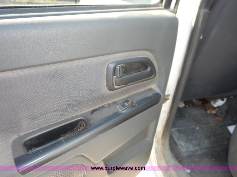 image for item L6260 2006 Chevrolet Colorado LT LT Crew Cab pickup truck