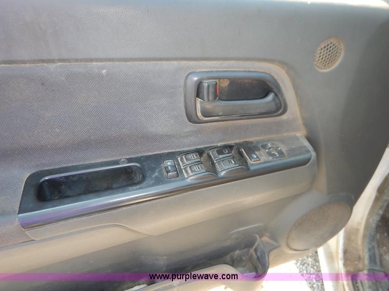 image for item L6260 2006 Chevrolet Colorado LT LT Crew Cab pickup truck