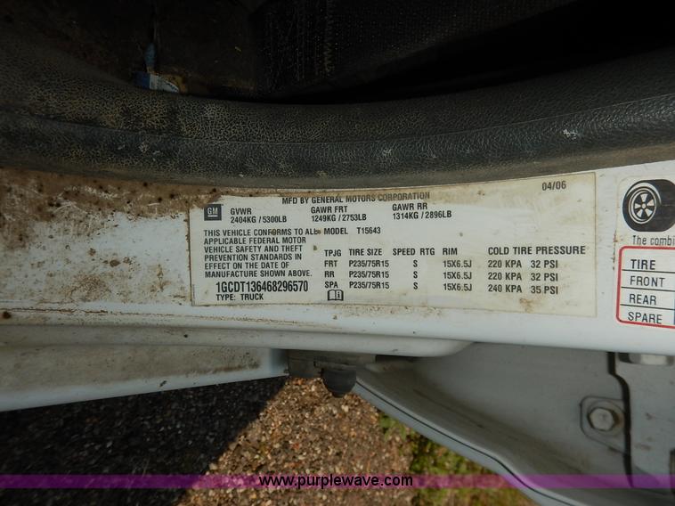 image for item L6260 2006 Chevrolet Colorado LT LT Crew Cab pickup truck