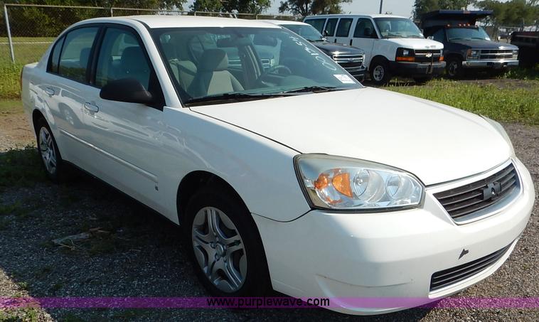 image for item L6262 2007 Chevrolet Malibu LS
