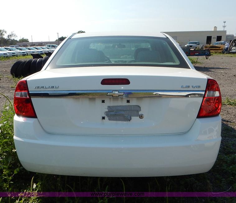 image for item L6262 2007 Chevrolet Malibu LS